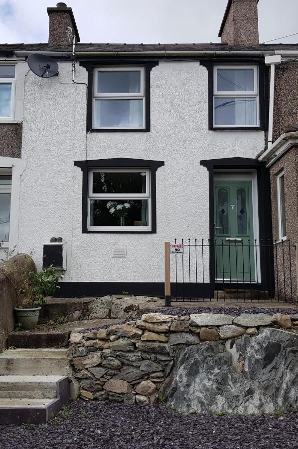 North Wales Cosy Cottage With Views Near Eryri Snowdonia Nantlle エクステリア 写真